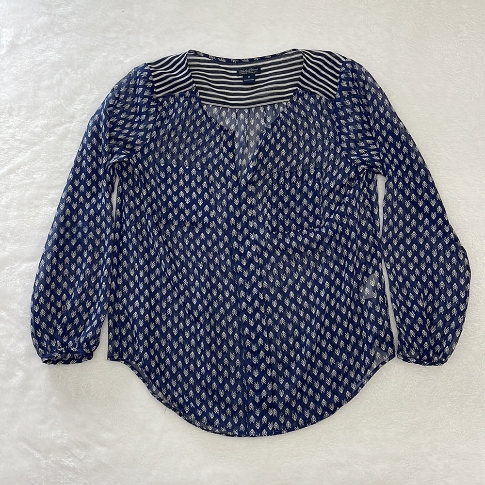 Lucky Brand Sheer Blouse sz Medium